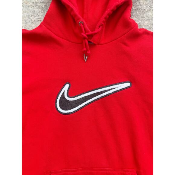 Nike Men’s Pullover Hoodie Classic Red Fuzzy Retro Carpet Swoosh Logo Size XL - Picture 2 of 5